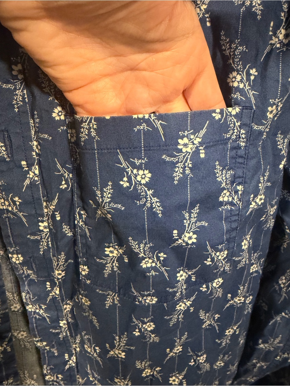 Cody James Men’s Medium Blue Floral Western Button Up Long Sleeve Shirt - Picture 3 of 4